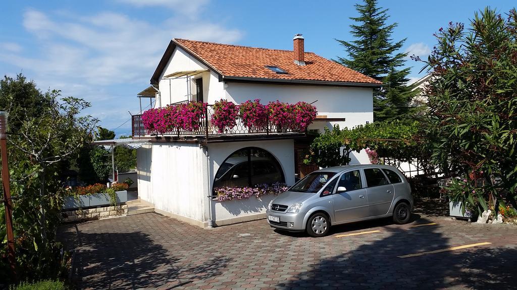 Apartmani Malinska Luaran gambar