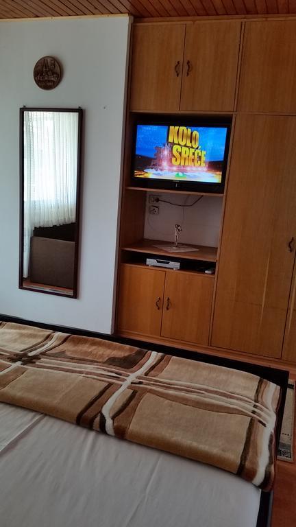 Apartmani Malinska Luaran gambar